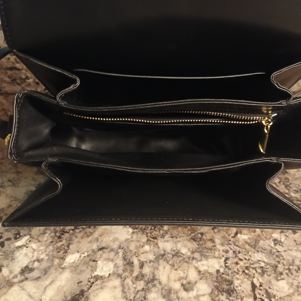 Celine Triomphe Bag in black shiny calfskin. Euc Like New - Picture 9 of 14